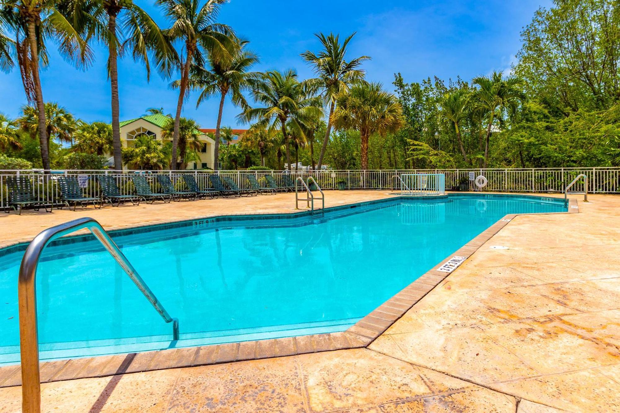 Sunrise Suites Dominican Suite #110 Key West Værelse billede